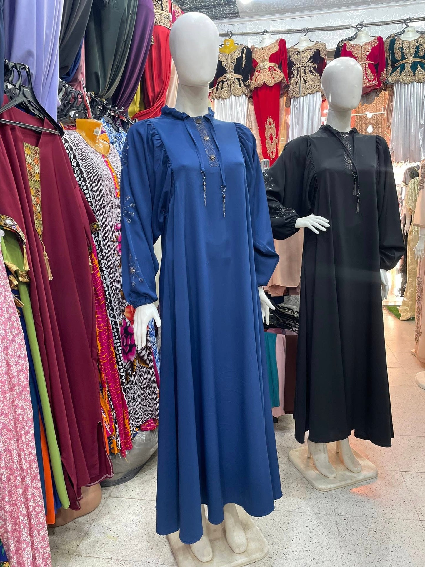 أنيقة كل يوم… مع لمسة حجابك! ✨
