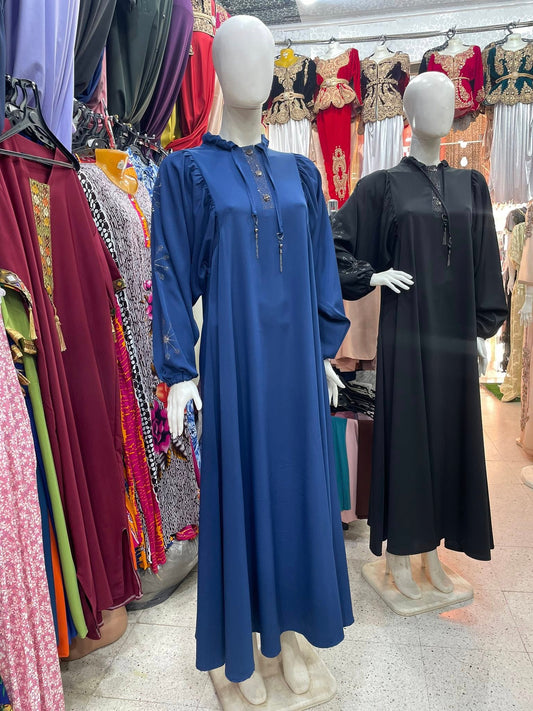 أنيقة كل يوم… مع لمسة حجابك! ✨